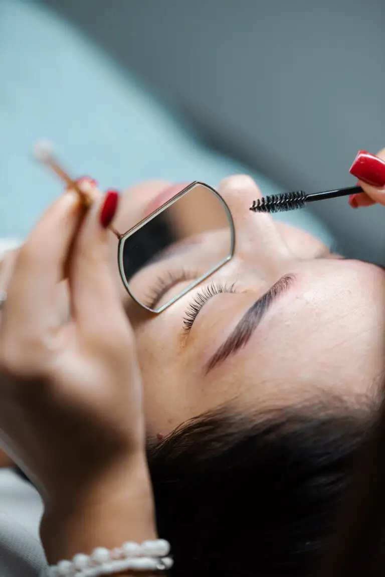 Cesljanje trepavica i stilizovanje pogleda u salonu Miss Lash Beograd